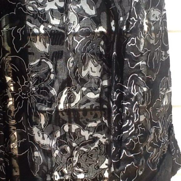 Elementz Blouse - Picture 5 of 8